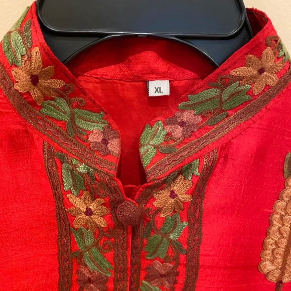 Vintage Handmade Raw Silk Jacket hand Embroidered - Picture 4 of 15